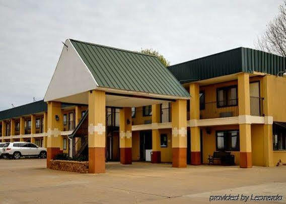 Rodeway Inn Александрия Экстерьер фото